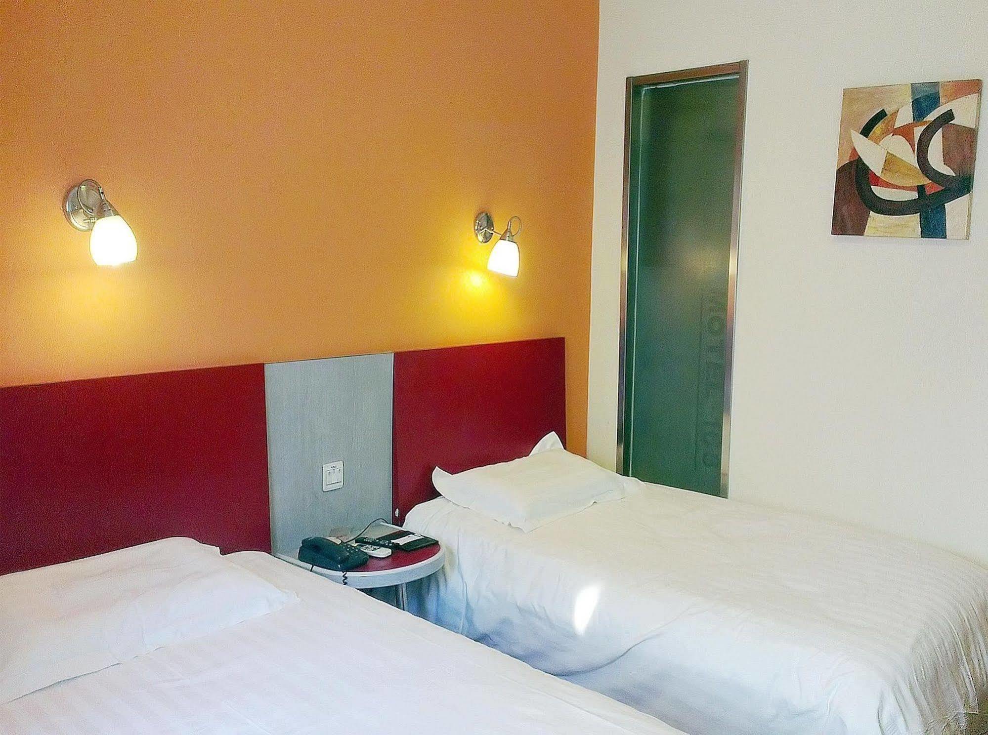168 Hotel *